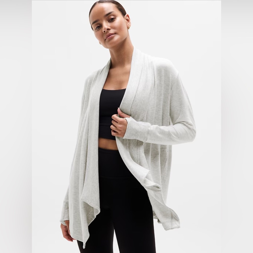 Athleta Pranayama Restore Wrap